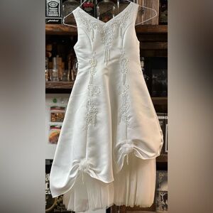 iris & ivy White Beaded Flower-Accent Formal Dress for Girls